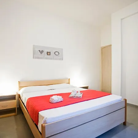 Gaeta Apartament 別荘 *